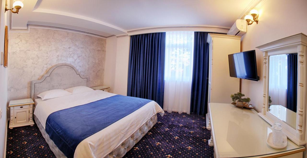 Hotel Central Slobozia  Ngoại thất bức ảnh